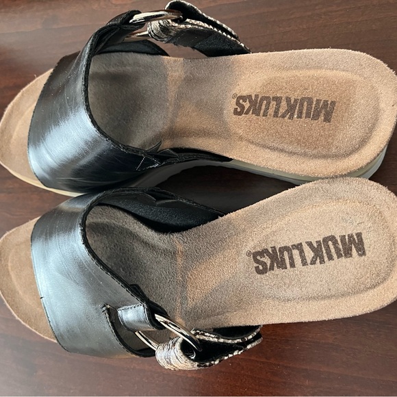 Black and Snake Print Sandals - Picture 3 of 5